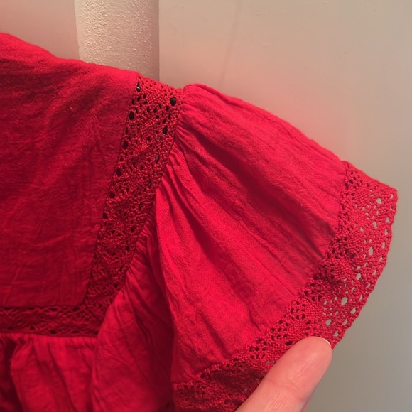 Anna Rae Ruffled Blouse Red Small - Picture 5 of 5